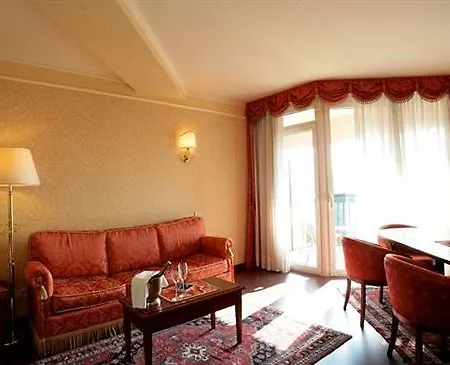 فندق Al Ponte 4*