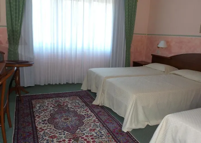 Szálloda Al Ponte 4*